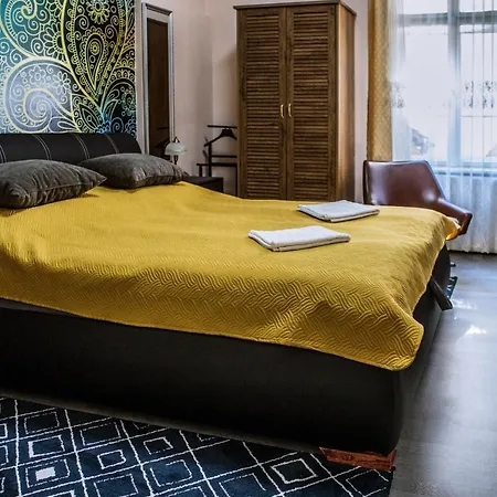 Villa Apartman شقة Makó