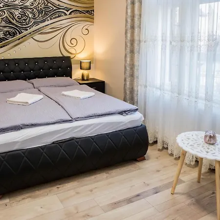 Villa Apartman * Makó