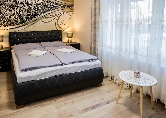 Villa Apartman * Makó